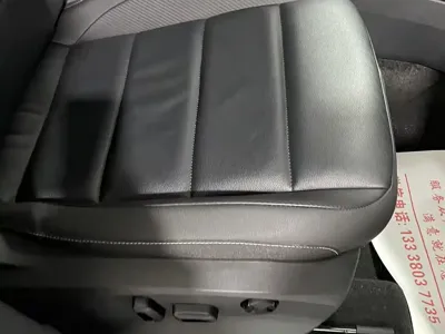 Volkswagen T-Roc 2023, 29000 км, за 16792.23 USD - фото 19