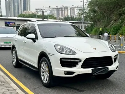 Porsche Cayenne 2014, 210000 км, за 12966.14 USD