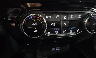 ChevroletGMDaewoo Trax 2025, 11521 км, за 15754.23 USD - фото 28