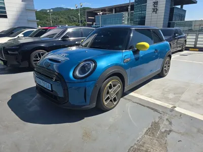 MINI Cooper · 2024 год