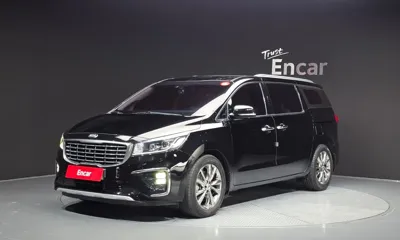 Kia Canival · 2019 год