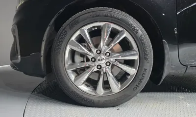 Kia Canival 2019, 107835 км, за 9425.99 USD