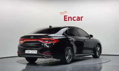 Hyundai Grandeur 2018, 101451 км, за 6170.41 USD