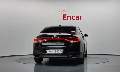 Hyundai Grandeur 2018, 101451 км, за 6170.41 USD