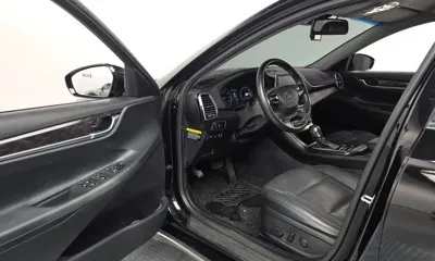 Hyundai Grandeur 2018, 101451 км, за 6123.78 USD - фото 10