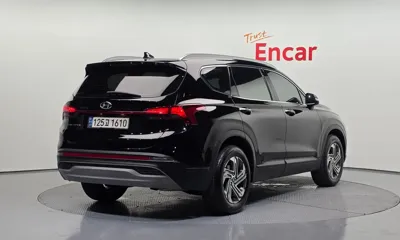 Hyundai Santafe 2021, 115266 км, за 14201.96 USD