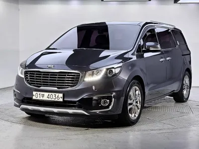 Kia Canival · 2018 год