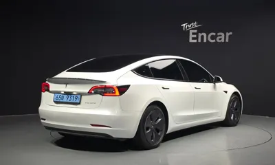 Tesla Model 3 2021, 92032 км, за 20101.5 USD