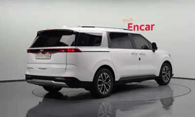 Kia Canival 2021, 82466 км, за 14945.06 USD