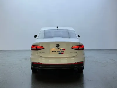 Volkswagen Lavida 2023, 15000 км, за 12624.83 USD