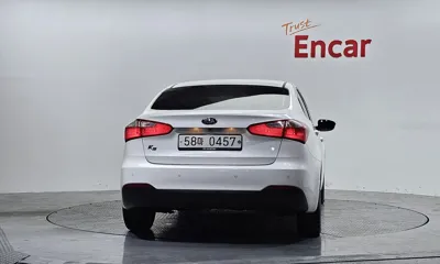 Kia K3 2015, 142236 км, за 3629.03 USD