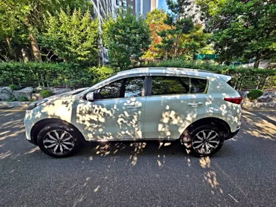 Kia Sportage 2016, 85242 км, за 7351.98 USD