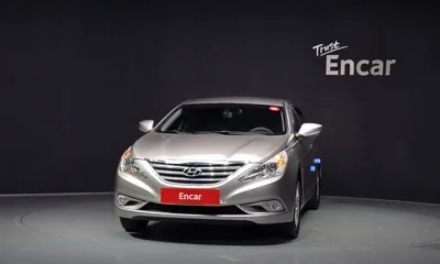 Hyundai Sonata 2014, 120802 км, за 3452.77 USD