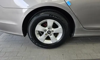 Hyundai Sonata 2014, 120802 км, за 3452.77 USD