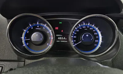 Hyundai Sonata 2014, 120802 км, за 3452.77 USD - фото 8