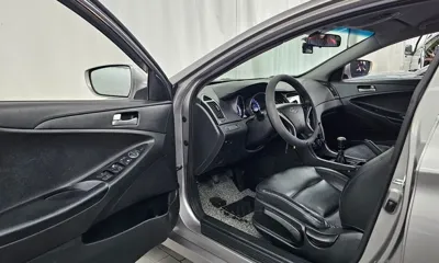 Hyundai Sonata 2014, 120802 км, за 3452.77 USD - фото 10