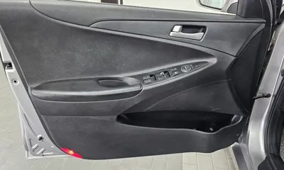 Hyundai Sonata 2014, 120802 км, за 3452.77 USD - фото 24