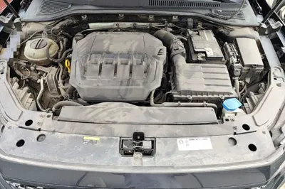 Volkswagen Passat 2022, 52300 км, за 17425 USD - фото 24