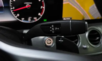 Mercedes-Benz E-Class 2019, 61610 км, за 18970.72 USD - фото 9