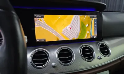 Mercedes-Benz E-Class 2019, 61610 км, за 18970.72 USD - фото 13