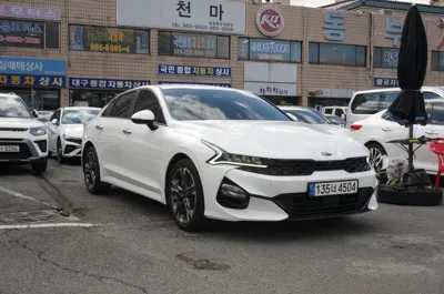Kia K5 2020, 70451 км, за 14998.35 USD