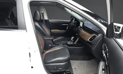 Kia Seltos 2020, 56204 км, за 11487.46 USD - фото 11