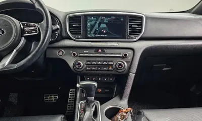 Kia Sportage 2019, 60375 км, за 12052.12 USD - фото 19