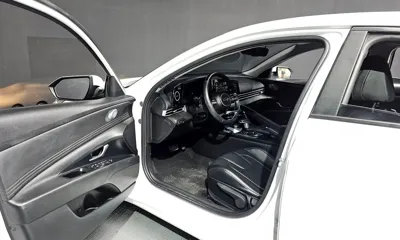 Hyundai Avante 2021, 126071 км, за 9042.42 USD - фото 10