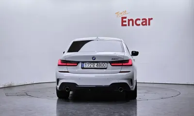 BMW 3-Series 2021, 107132 км, за 16930.38 USD