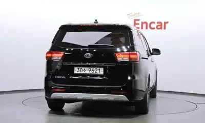 Kia Canival 2018, 178189 км, за 5219.69 USD