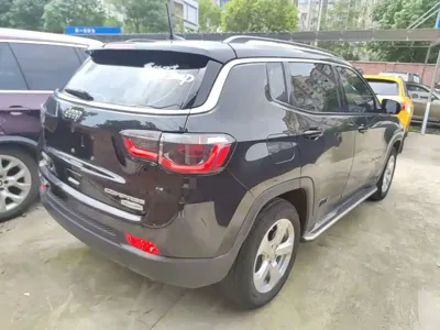 Jeep Compass 2018, 74900 км, за 5694.69 USD - фото 7