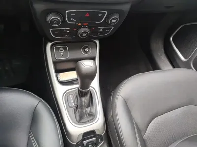Jeep Compass 2018, 74900 км, за 5694.69 USD - фото 14
