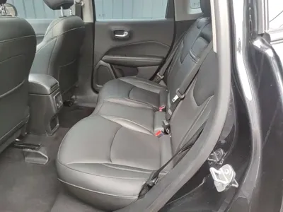 Jeep Compass 2018, 74900 км, за 5694.69 USD - фото 17