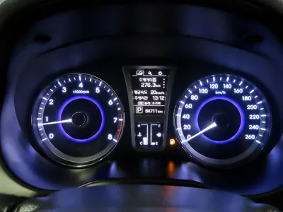 Hyundai Grandeur 2016, 84666 км, за 5146.58 USD - фото 8
