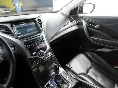 Hyundai Grandeur 2016, 84666 км, за 5146.58 USD - фото 18