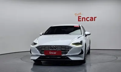 Hyundai Sonata 2022, 75473 км, за 12295.09 USD