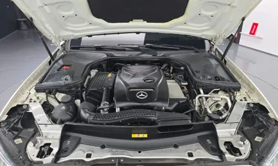 Mercedes-Benz E-Class 2017, 76288 км, за 14769.59 USD - фото 6