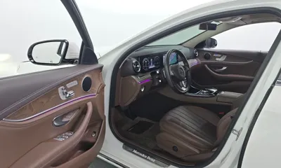 Mercedes-Benz E-Class 2017, 76288 км, за 14769.59 USD - фото 10