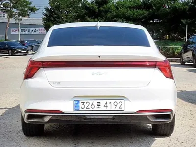 Kia K8 2022, 49785 км, за 16653.67 USD