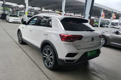Volkswagen T-Roc 2022, 25600 км, за 14964 USD