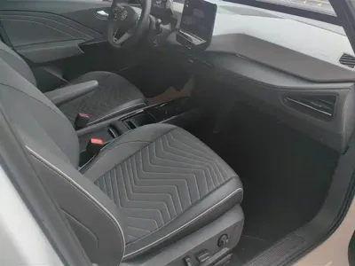 Volkswagen ID.3 2024, 30099 км, за 12849.55 USD - фото 8