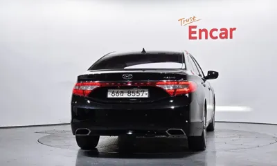 Hyundai Grandeur 2016, 148133 км, за 3675.99 USD