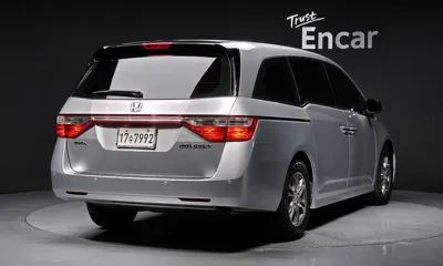 Honda Odyssey 2013, 144208 км, за 4391.49 USD