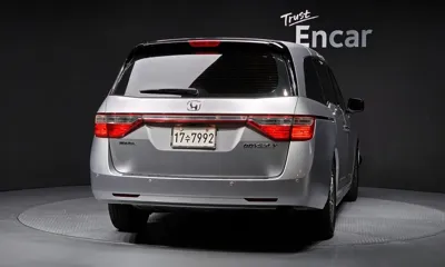 Honda Odyssey 2013, 144208 км, за 4391.49 USD
