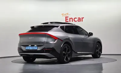 Kia EV6 2024, 56107 км, за 28733.01 USD - фото 2