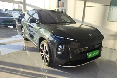 Nio ES8 2023, 60900 км, за 30244 USD