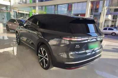 Nio ES8 2023, 60900 км, за 30244 USD