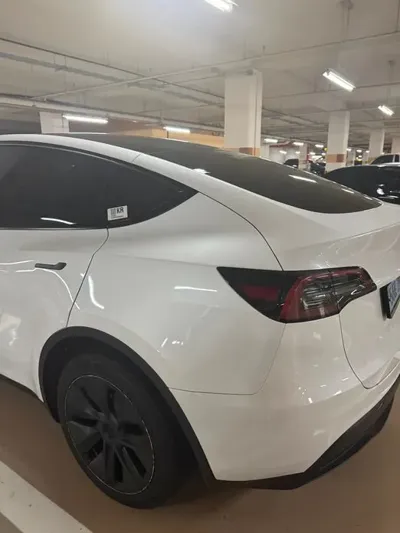 Tesla Model Y 2024, 24000 км, за 26697.91 USD - фото 8
