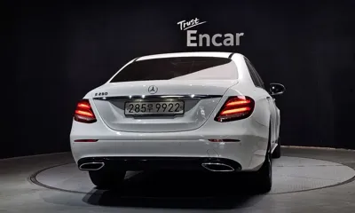 Mercedes-Benz E-Class 2020, 105040 км, за 13680.61 USD