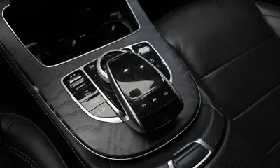 Mercedes-Benz E-Class 2020, 105040 км, за 13680.61 USD - фото 17